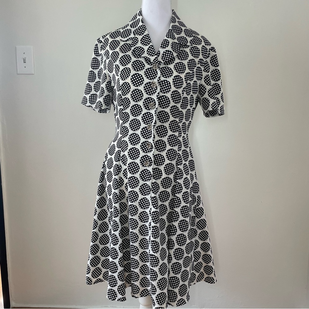 Vintage Chic Black and White Patterned Midi Dress